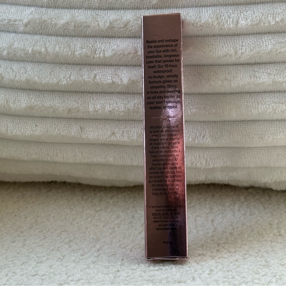 Too Faced- Lady Bold Lip Liner- Shade: Bad A**- BRAND NEW - Picture 3 of 4
